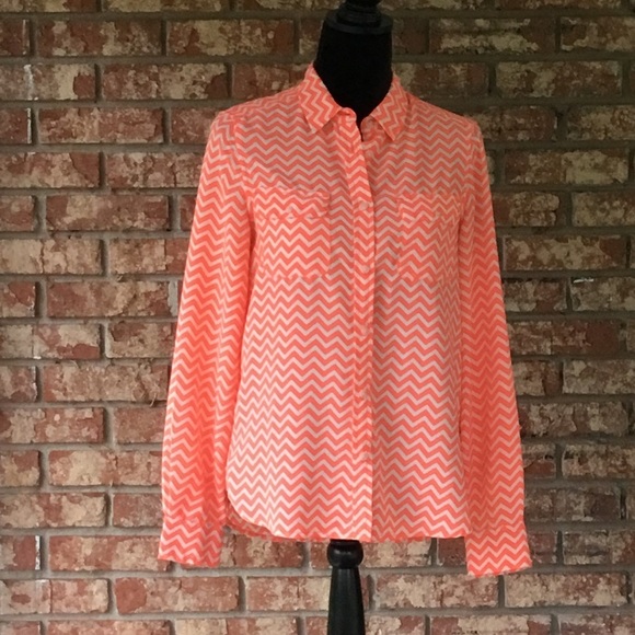 American Eagle Outfitters Shirt - Picture 2 of 7